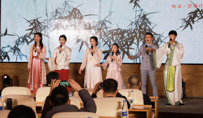 诗赋乡愁·大美潍坊诗文朗诵会在潍坊城市规划艺术馆举行